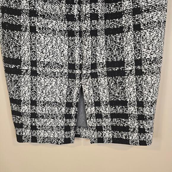 Women's Express Gray & Black Plaid Knee Length Pencil Skirt | Size Small - Picture 6 of 9